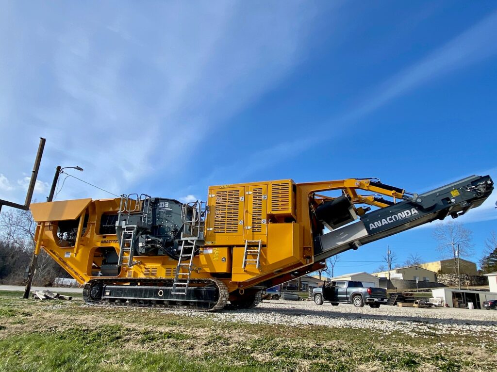 ANACONDA I12 (43X45) TRACK MOUNTED IMPACT CRUSHER Rackers Equipment