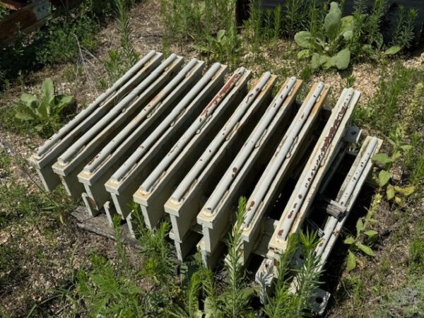 CEDARAPIDS 42" X 19.5' STEP-DECK VGF W/ 2 NEW 32" GRIZZLY BAR SECTIONS - Image 2