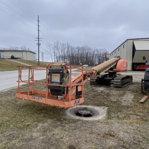 (2006) JLG 660 SJC MANLIFT ON TRACKS WITH 7521 HOURS